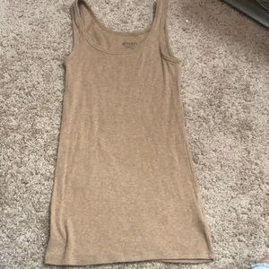 Tan tank top 💕